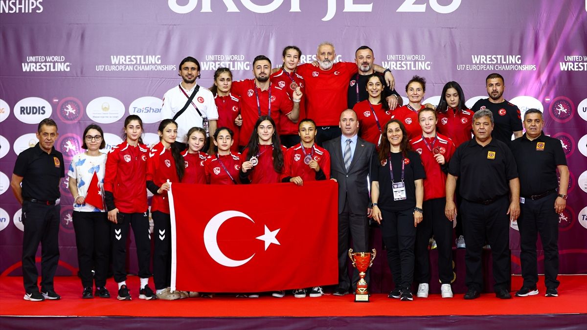 Türkiye, U17 Kadınlar Avrupa Güreş Şampiyonası’nda 3. kez zirvede